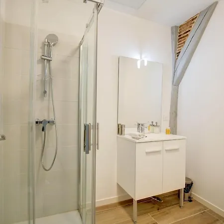 Lamboise Une Vie De Chateau Apartment Tours